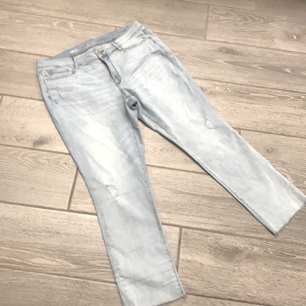 Ana jeans